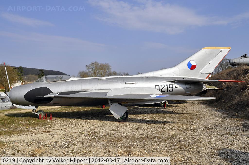 0219, Aero S-105 (MiG-19S) C/N 050219, at Savigny-les-Beaune