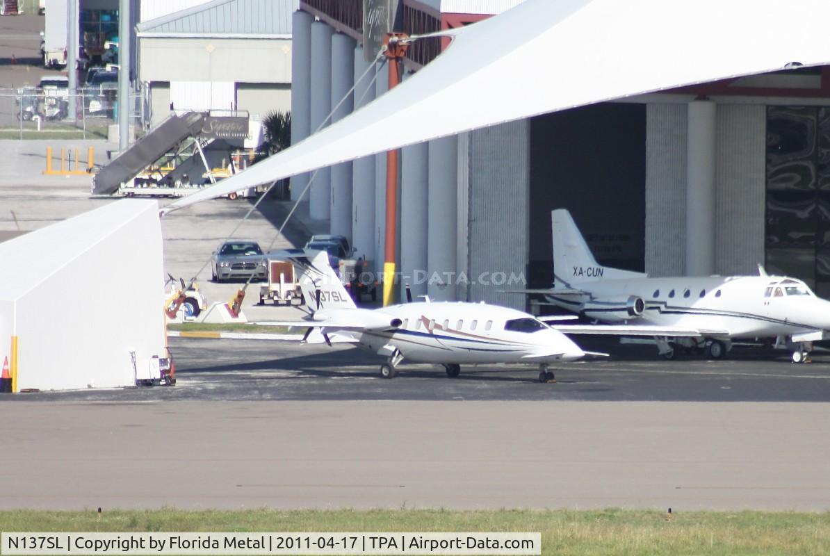 N137SL, 2005 Piaggio P-180 C/N 1102, Piaggio P180