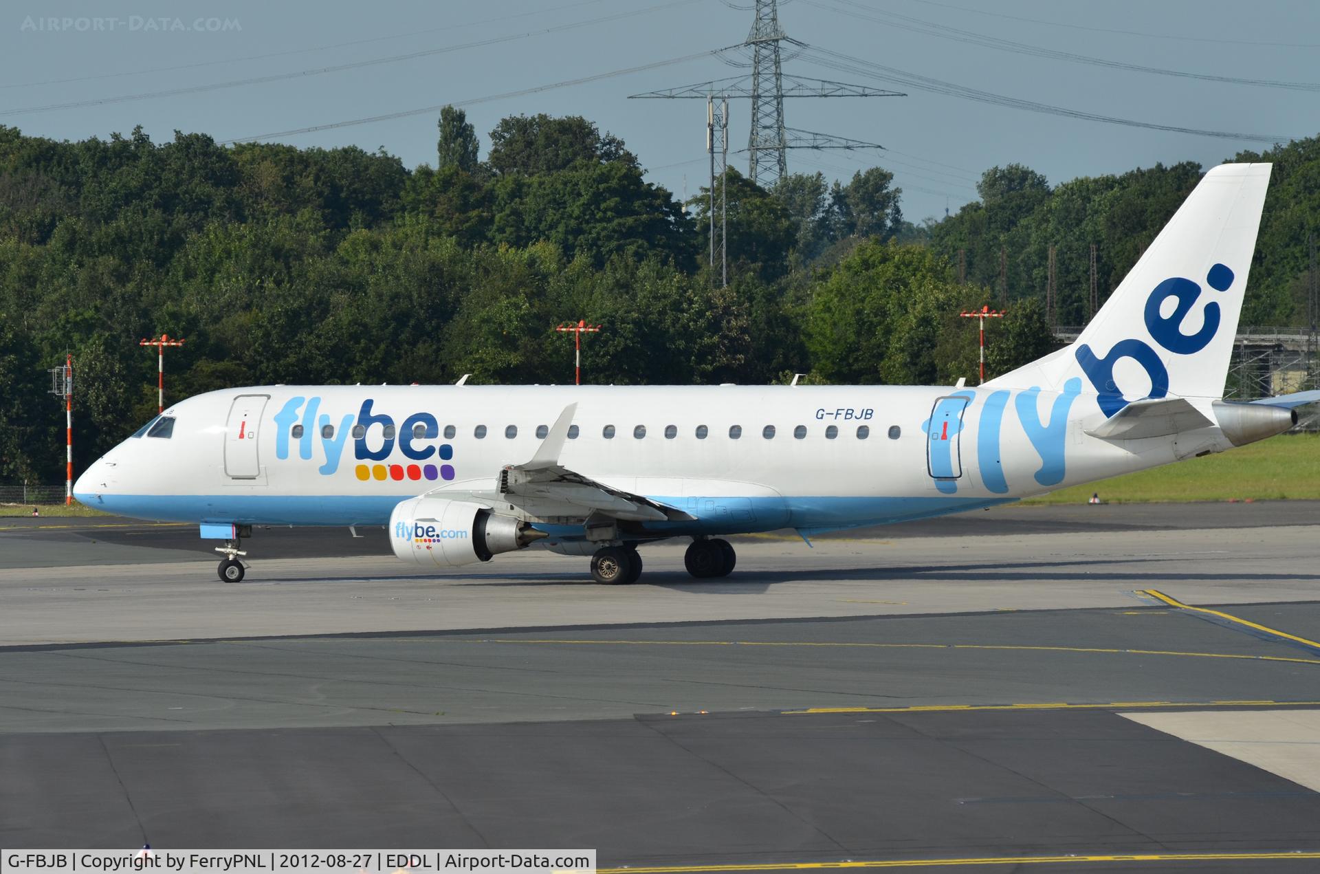 G-FBJB, 2011 Embraer 175STD (ERJ-170-200) C/N 17000327, Lining up.