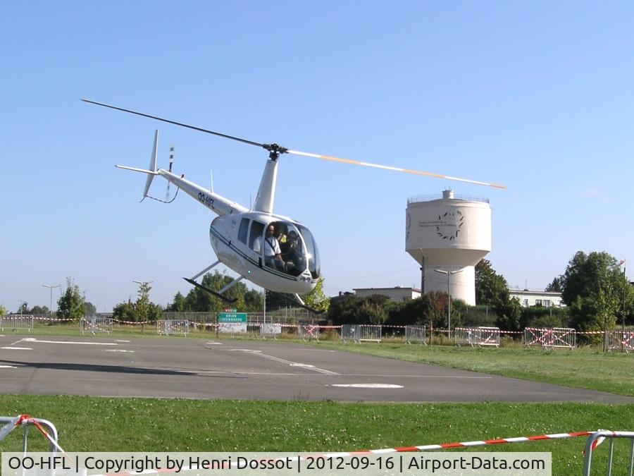 OO-HFL, 2001 Robinson R44  Raven C/N 0973, Flying in Longwy, France. Baptêmes de l'air lors des Journées du Patrimoine en France à Longwy en septembre 2012 - météo splendide. Operateur helico : Transtar Aviation (transtar.be)