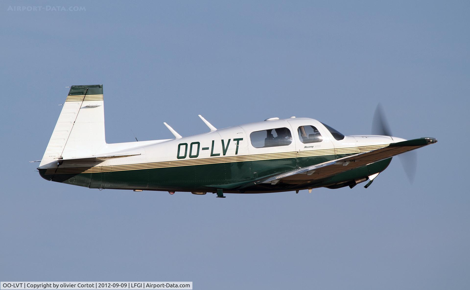 OO-LVT, 1997 Mooney M20J 201 C/N 24-3411, taking off from Darois airport in France