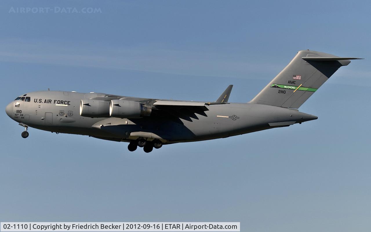 02-1110, 2002 Boeing C-17A Globemaster III C/N P-110, on final RW27