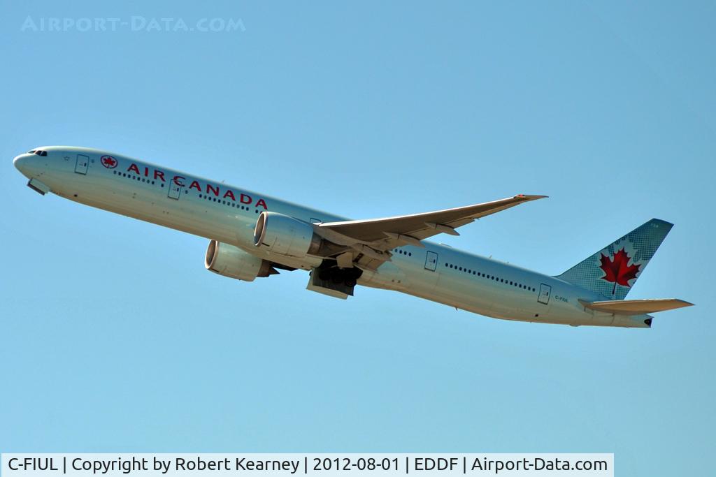 C-FIUL, 2007 Boeing 777-333/ER C/N 35255, Climbing off r/w 07L