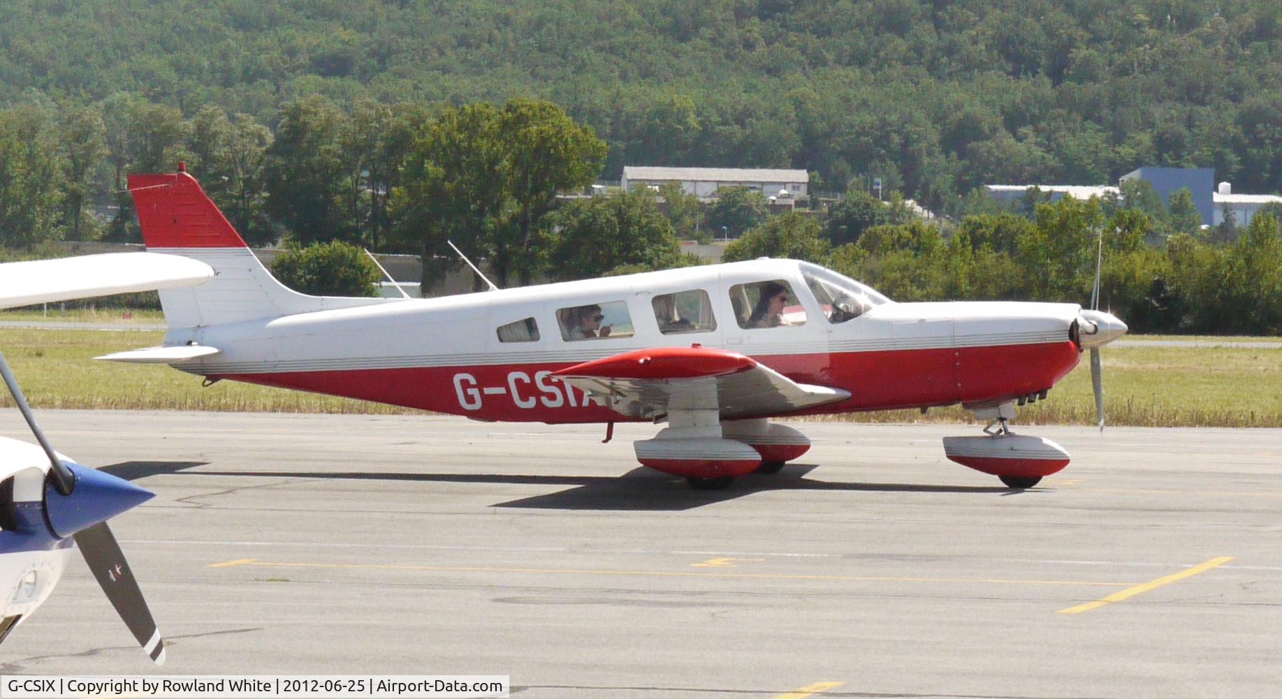 G-CSIX, 1978 Piper PA-32-300 Cherokee Six Cherokee Six C/N 32-7840030, G-CSIX at Agen La Garenne