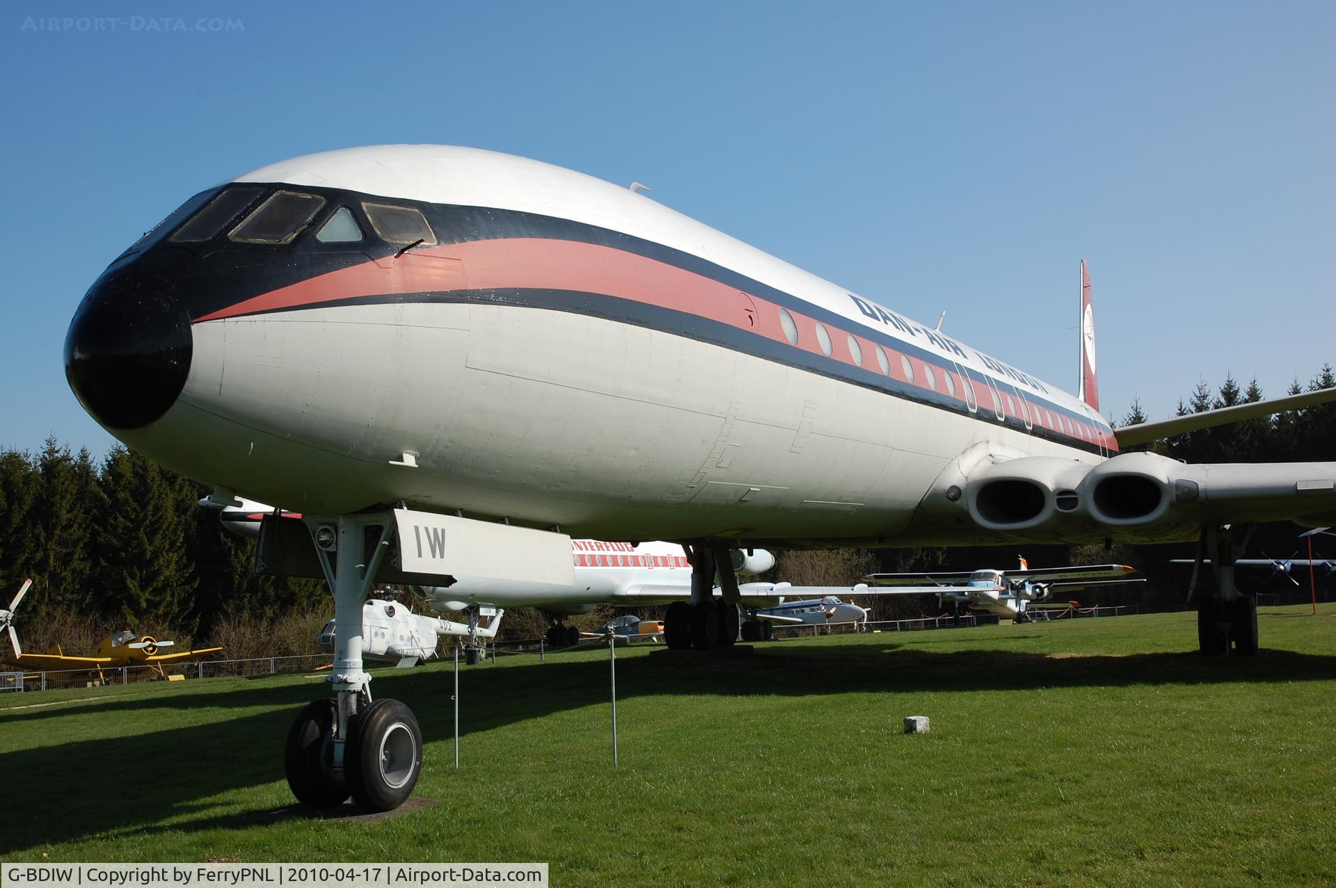 G-BDIW, 1962 De Havilland DH.106 Comet 4C C/N 6470, It has been more than 30 years ago that I have seen one of these. Now it is a well kept museum piece in Hermeskeil, Germany