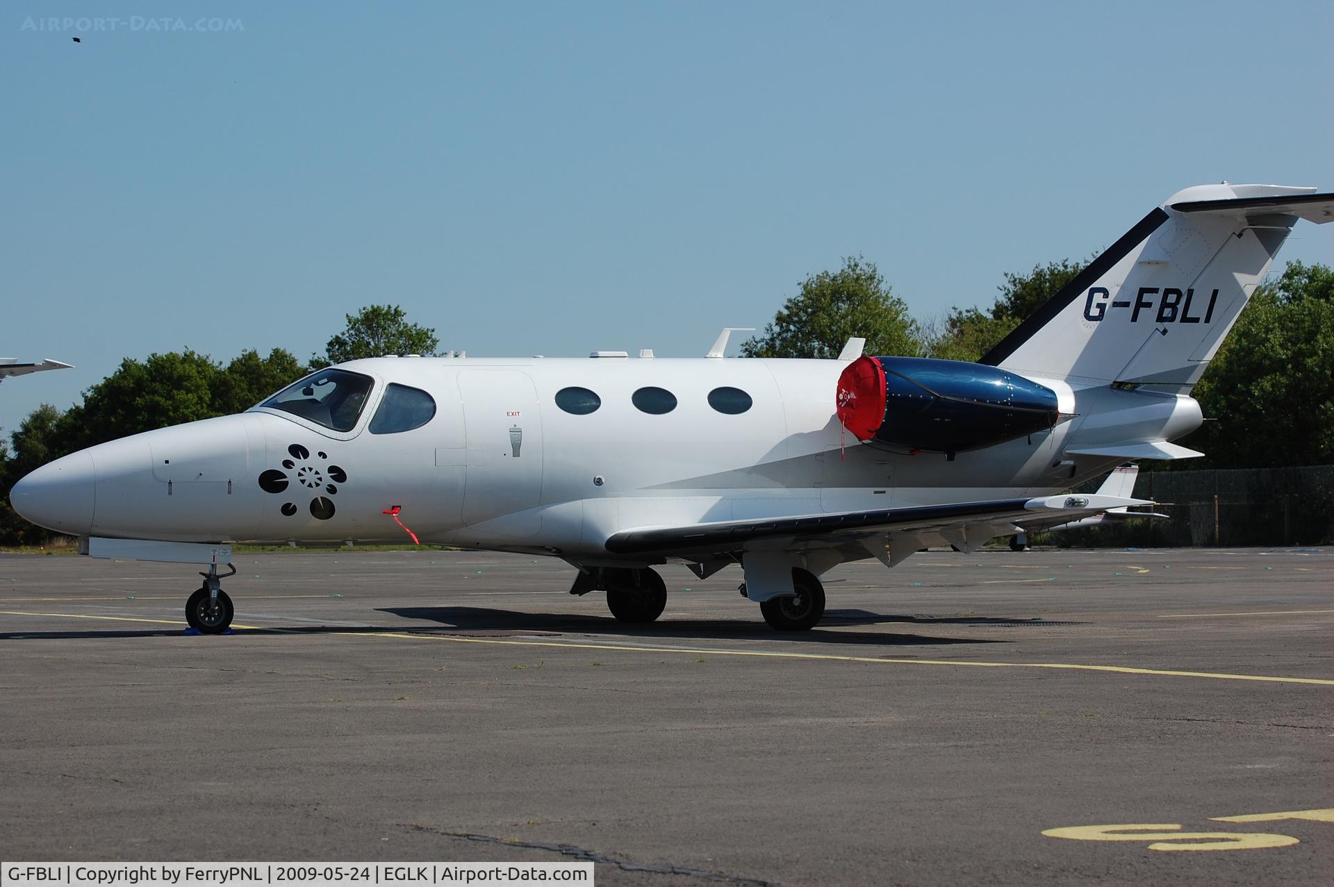 G-FBLI, 2008 Cessna 510 Citation Mustang Citation Mustang C/N 510-0130, Nice weekend day in Blackbushe.