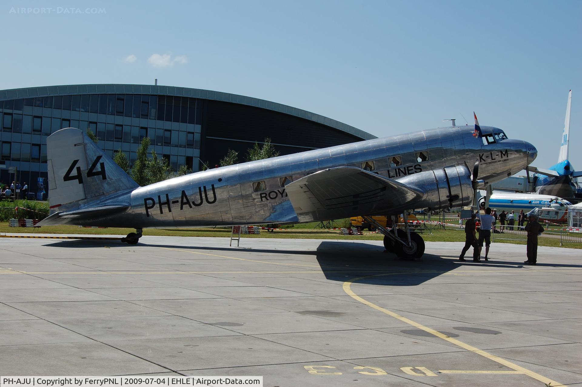 PH-AJU, 1934 Douglas DC-2-112 C/N 1286, One of two left!