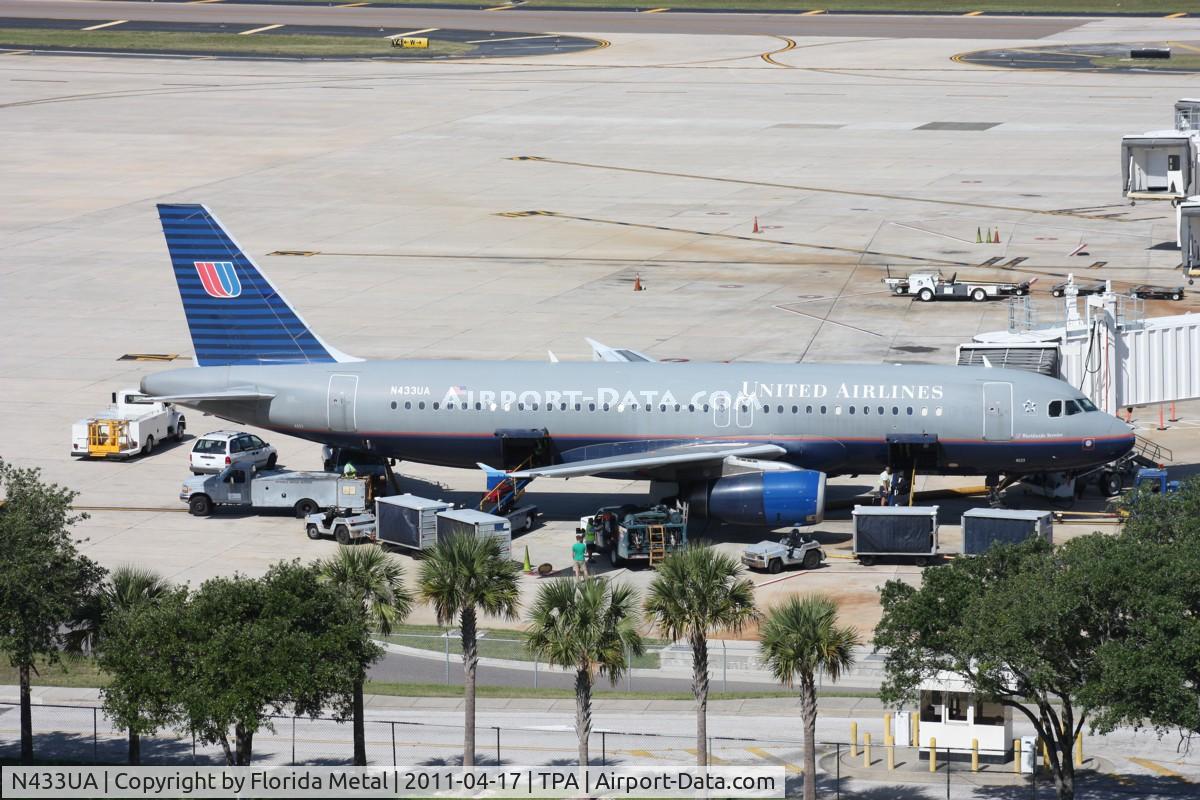 N433UA, 1996 Airbus A320-232 C/N 589, United A320