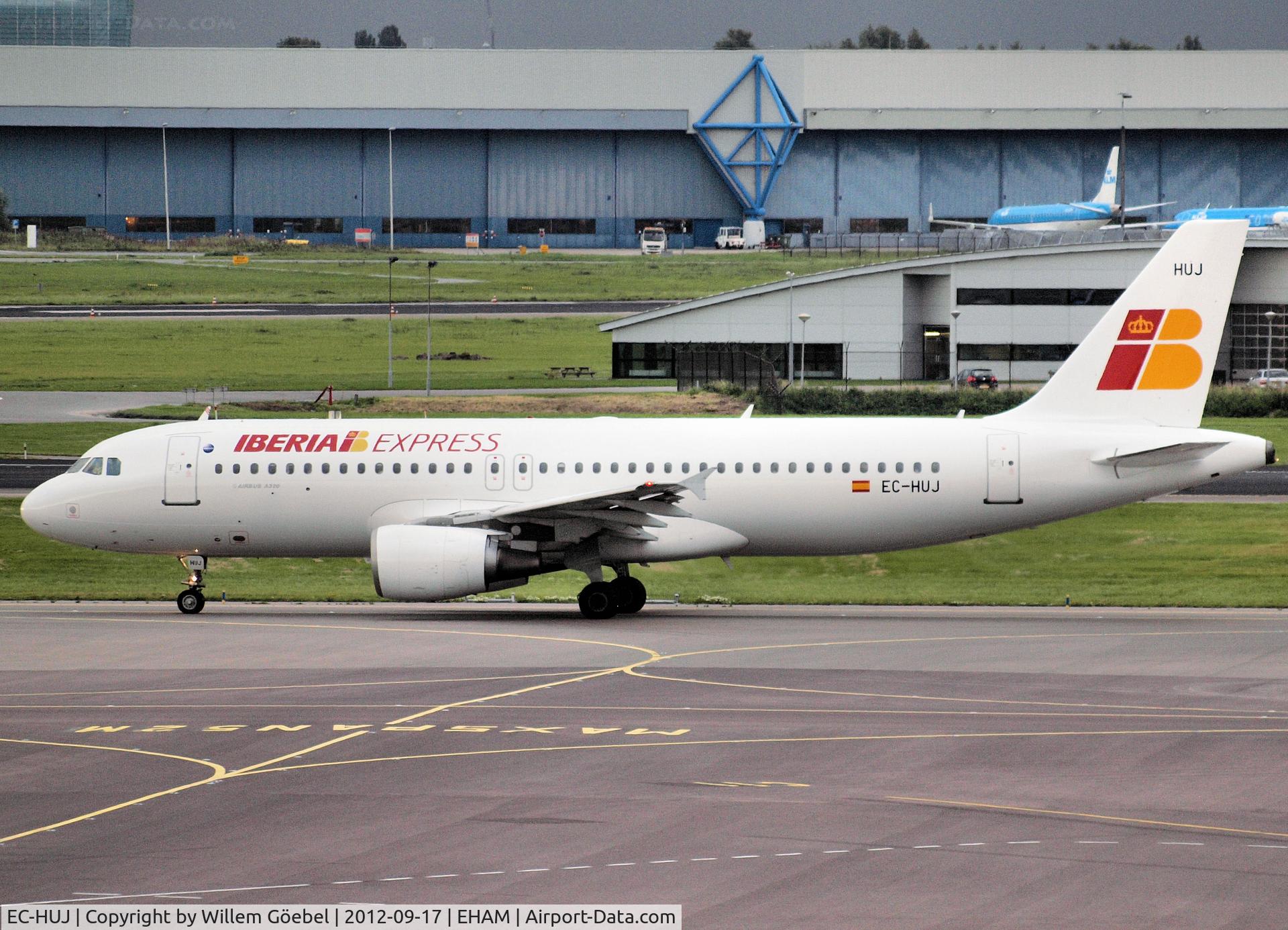 EC-HUJ, 2000 Airbus A320-214 C/N 1292, Taxi to runway 24 of Schiphol Airport (in New Colour)