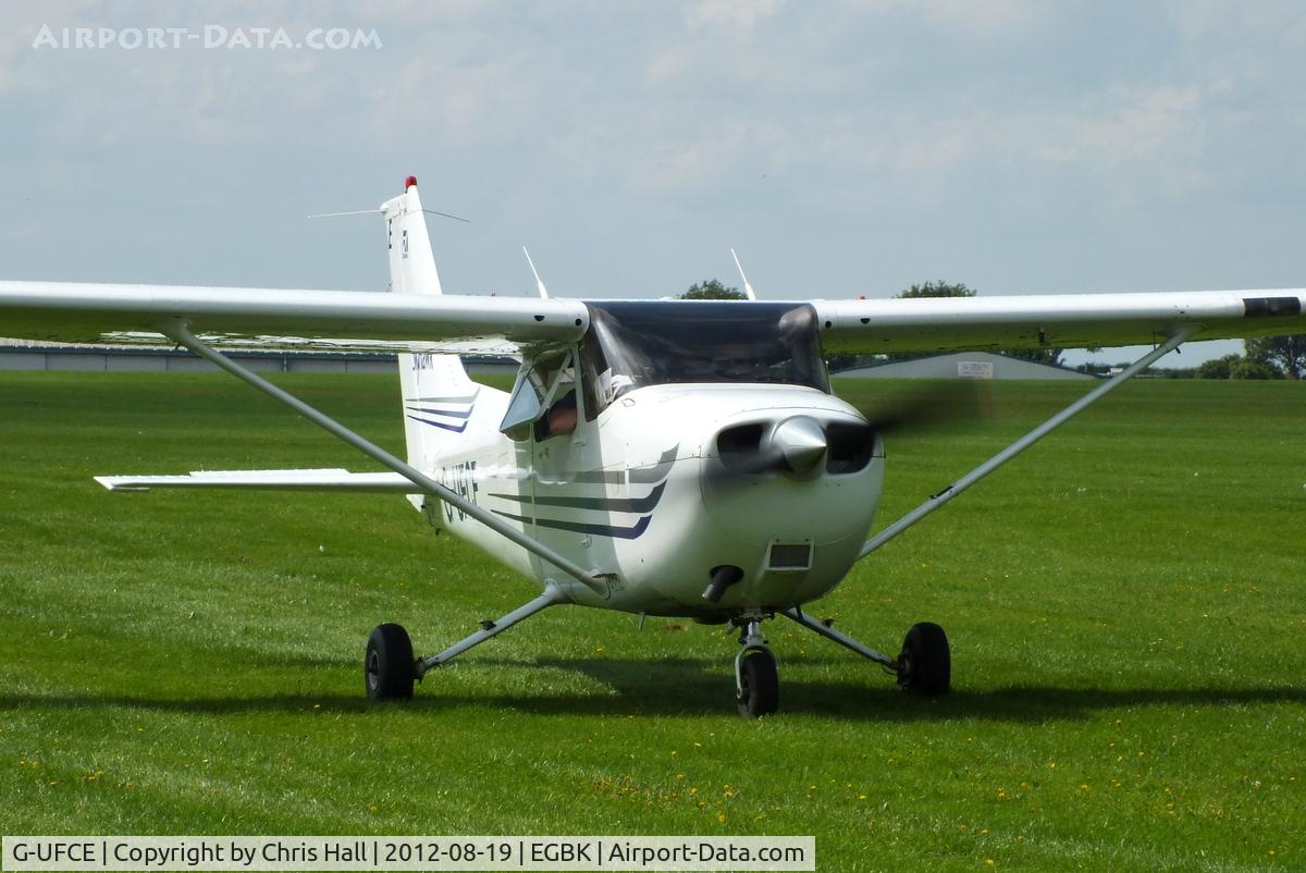 G-UFCE, 2003 Cessna 172S C/N 172S9305, at the 2012 Sywell Airshow