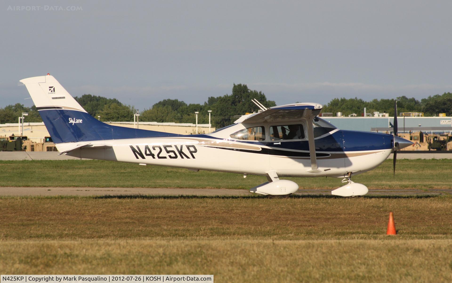 N425KP, 2004 Cessna 182T Skylane C/N 18281383, Cessna 182T