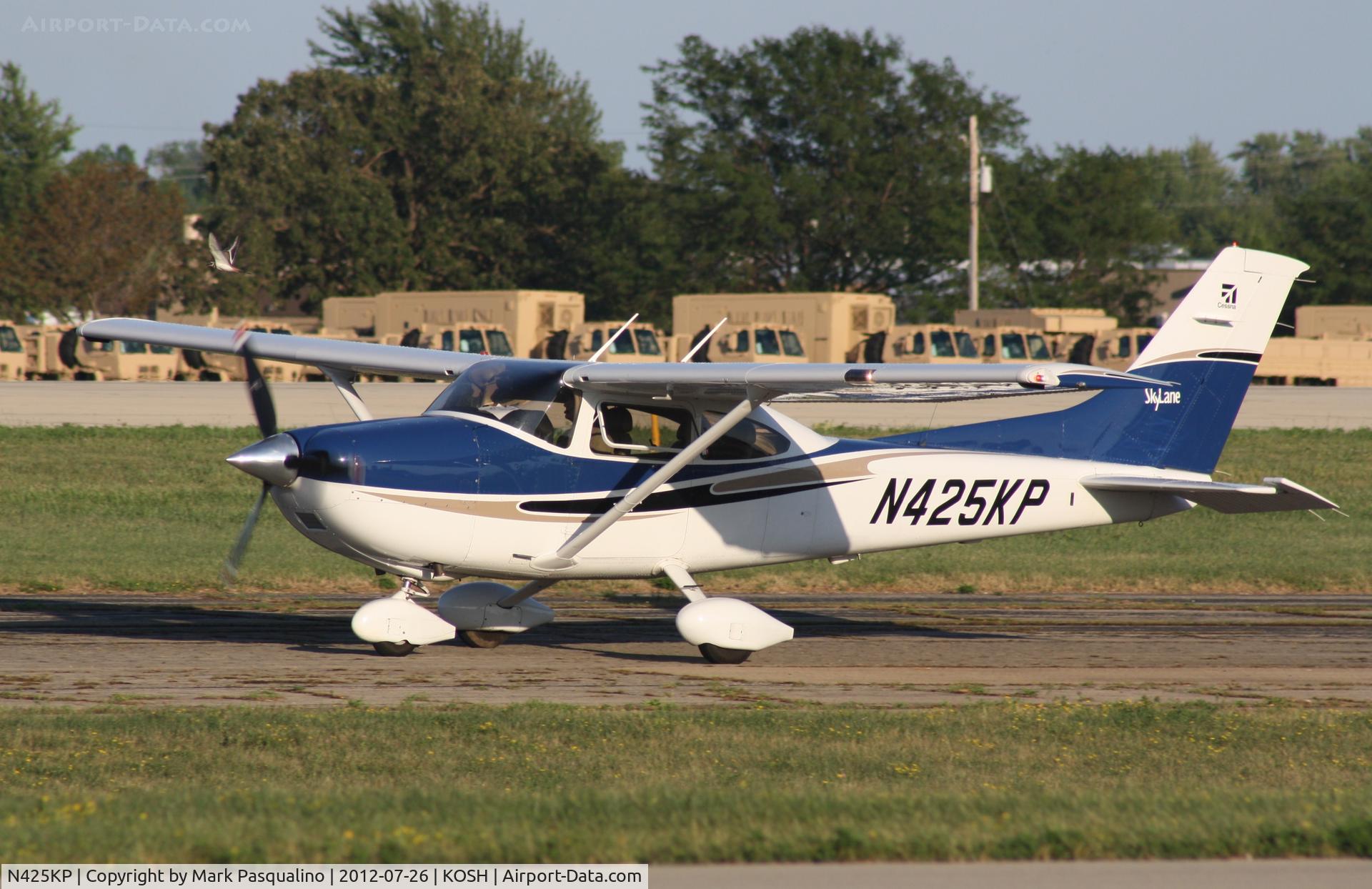N425KP, 2004 Cessna 182T Skylane C/N 18281383, Cessna 182T
