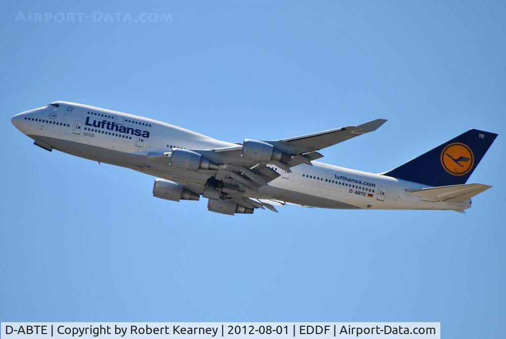 D-ABTE, 1991 Boeing 747-430M C/N 24966, Climbing off r/w 07L