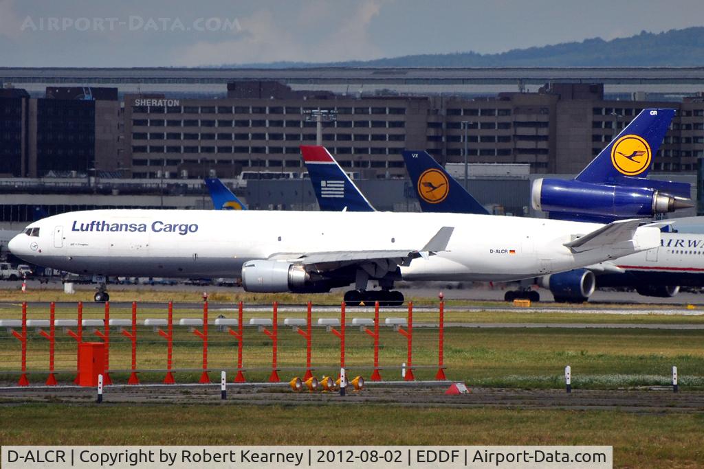D-ALCR, 1994 McDonnell Douglas MD-11F C/N 48581, Lining up r/w 25C