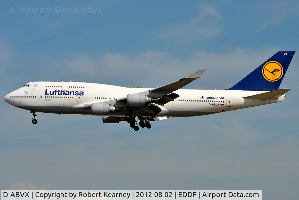 D-ABVX, 1999 Boeing 747-430 C/N 29868, On finals for r/w 25L