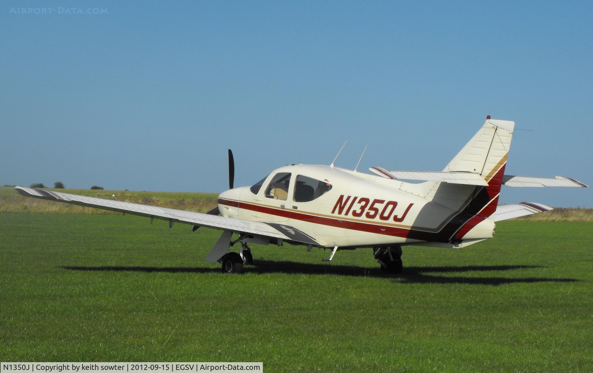 N1350J, 1976 Rockwell International 112B Commander C/N 516, Lunchtime visitor