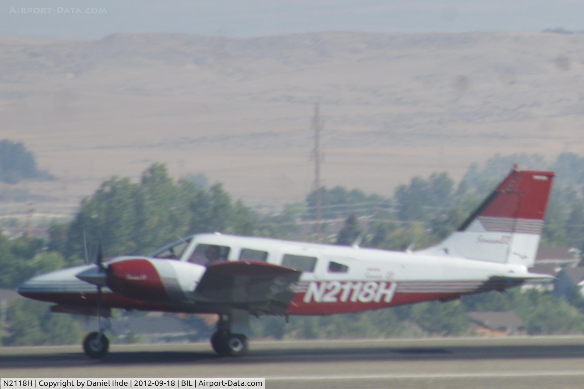 N2118H, 1978 Piper PA-34-200T Seneca II C/N 34-7970046, Piper Seminole @ BIL