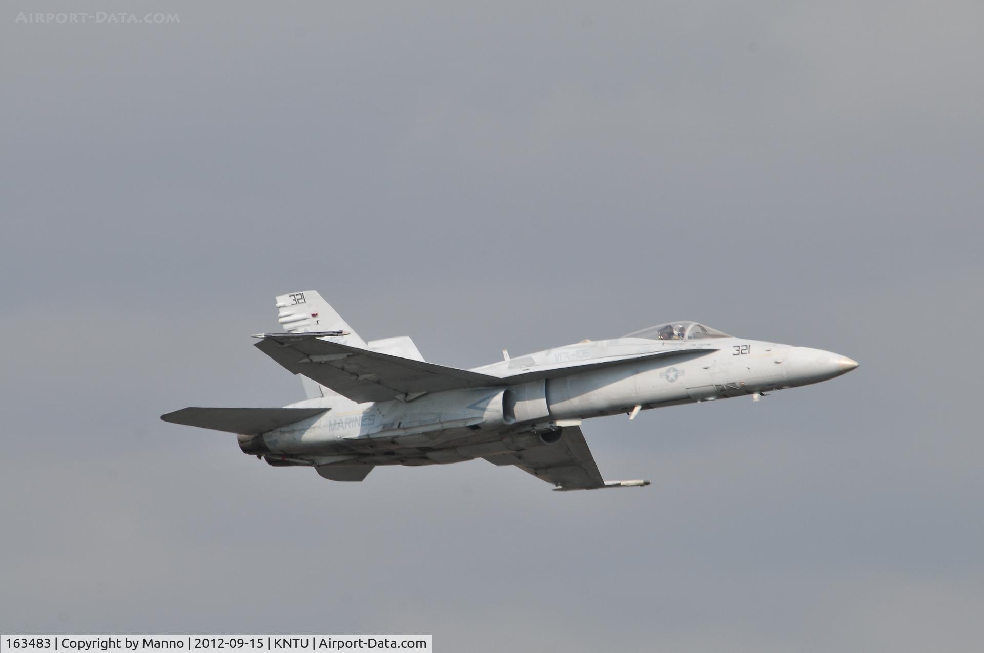 163483, 1988 McDonnell Douglas F/A-18C Hornet C/N 0714/C042, 163483/AD-321 during the Tactical Firing Pass at Oceana Airshow 2012