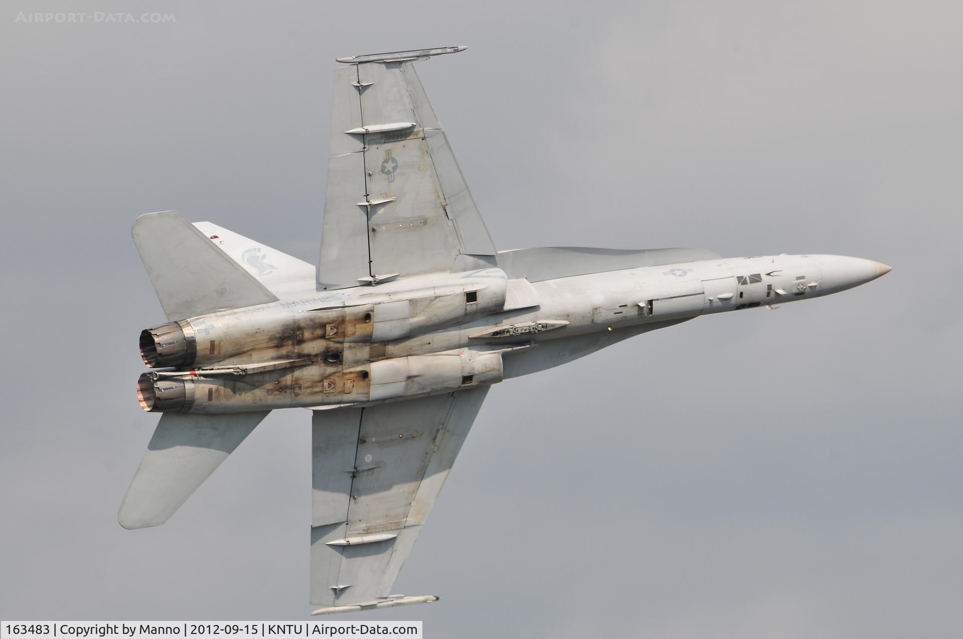 163483, 1988 McDonnell Douglas F/A-18C Hornet C/N 0714/C042, 163483/AD-321 during the Tactical Firing Pass at Oceana Airshow 2012