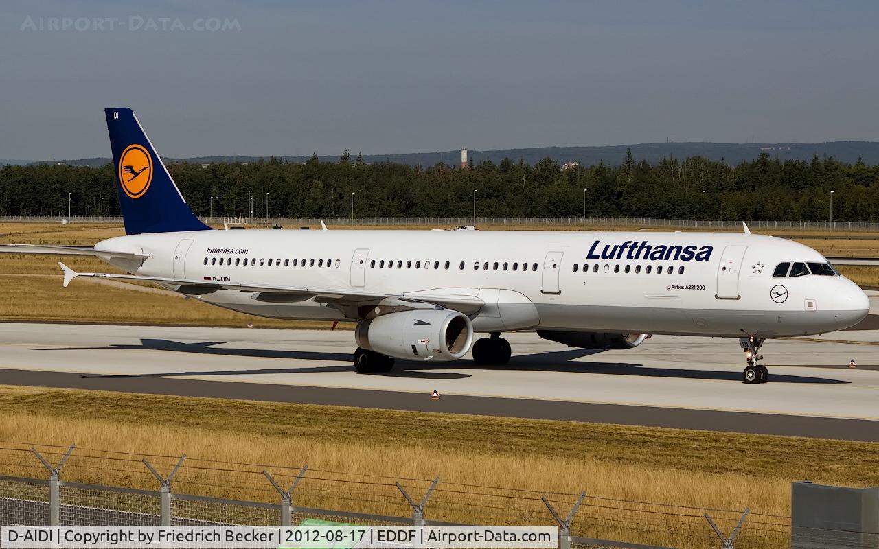D-AIDI, 2011 Airbus A321-231 C/N 4753, taxying to the gate