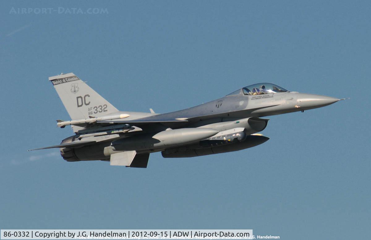 86-0332, 1986 General Dynamics F-16C Fighting Falcon C/N 5C-438, On take off