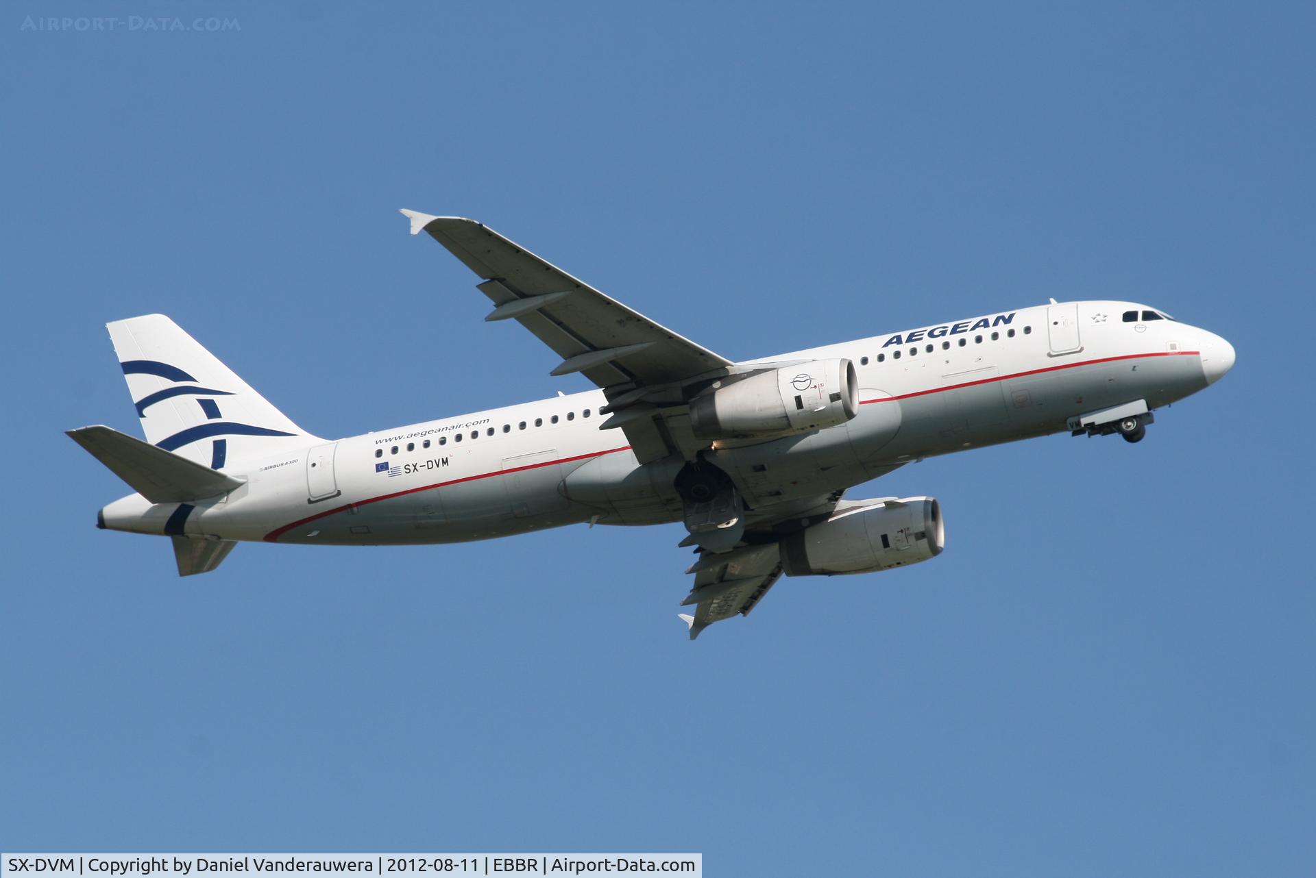 SX-DVM, 2008 Airbus A320-232 C/N 3439, Flight A3 471 is climbing from RWY 07R