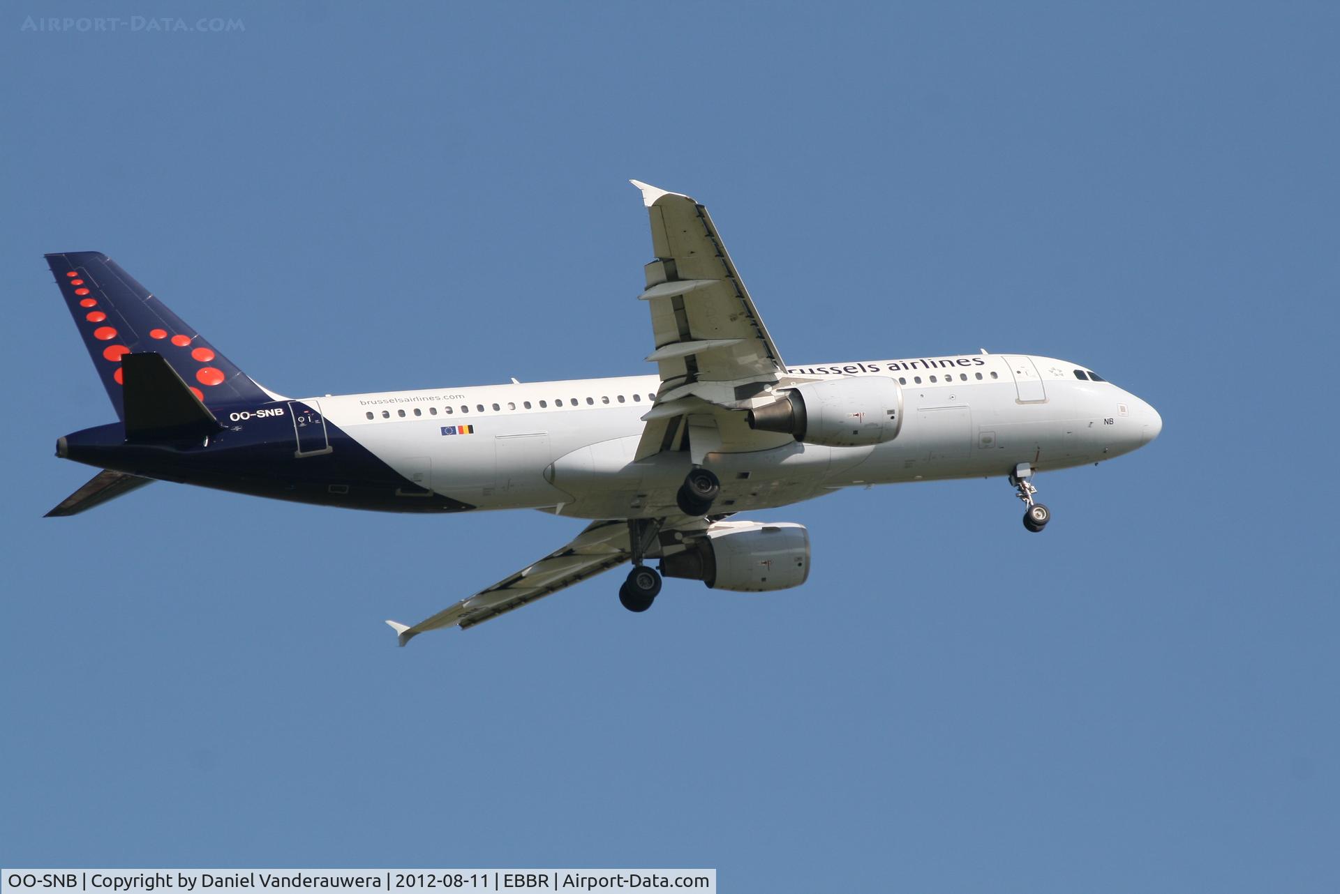OO-SNB, 2001 Airbus A320-214 C/N 1493, Flight SN3633 is climbi,g from RWY 07R