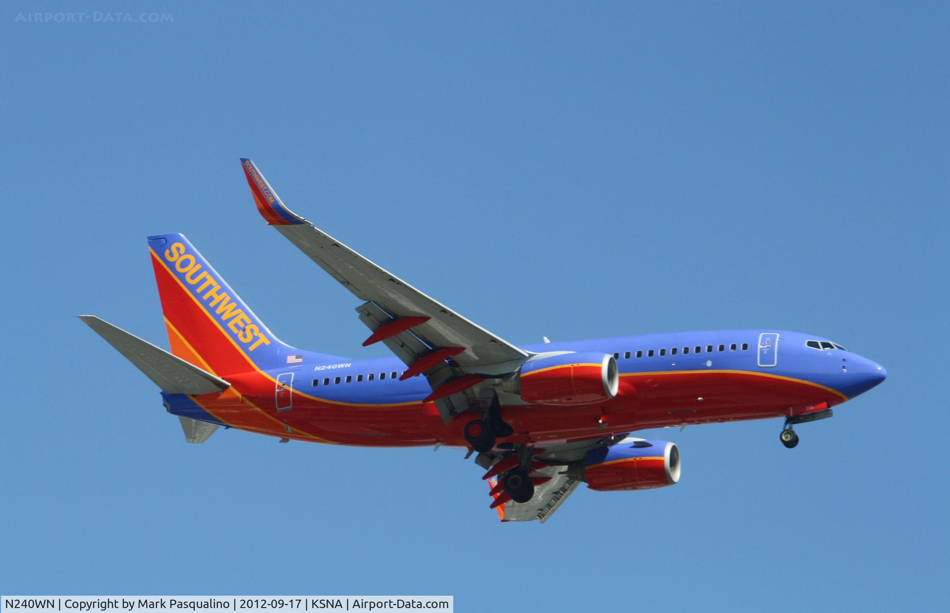 N240WN, 2006 Boeing 737-7H4 C/N 32503, Boeing 737-700
