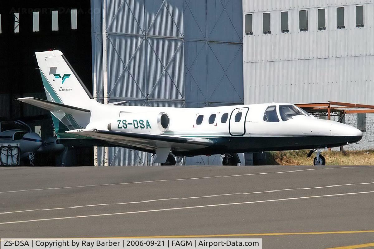 ZS-DSA, 1972 Cessna 500 Citation I C/N 500-0044, Cessna Citation I [500-0044] Rand~ZS 21/09/2006
