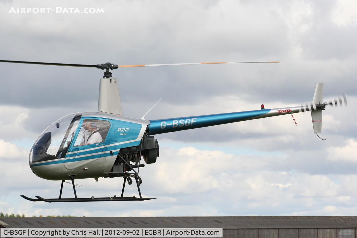 G-BSGF, 1990 Robinson R22 Beta C/N 1383, At the Real Aeroplane Club's Wings & Wheels fly-in, Breighton