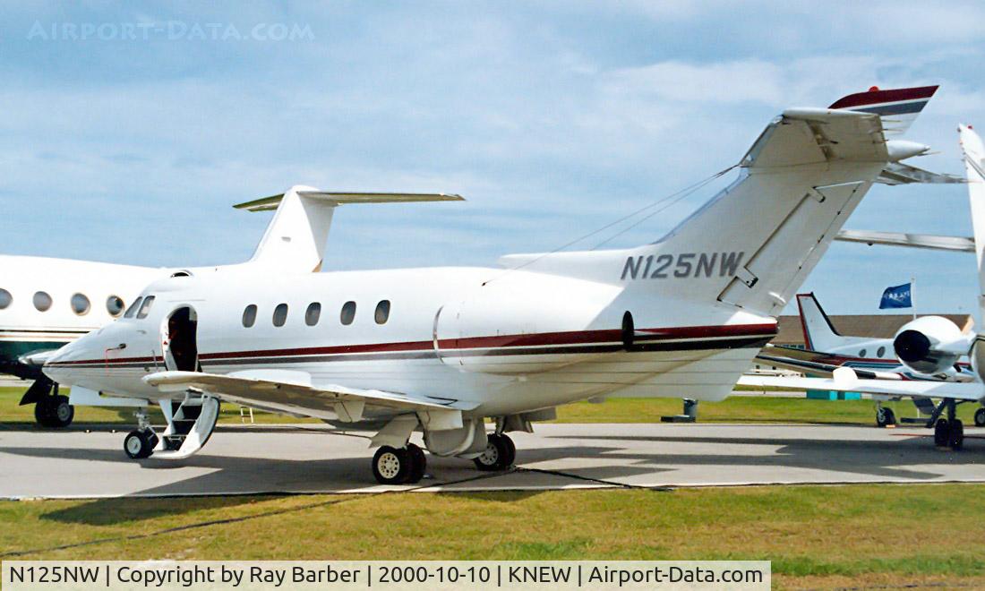 N125NW, 1970 Hawker Siddeley HS125 400F/731 C/N 25222, Hawker-Siddeley 125/731 [25222] New Orleans - Lakefront~N 10/10/2000