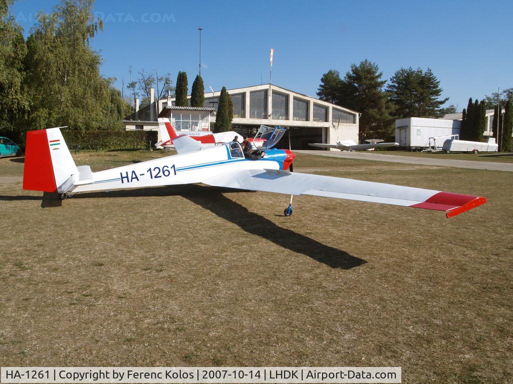 HA-1261, 1972 Scheibe SF-25C Falke C/N 4426, Dunakeszi