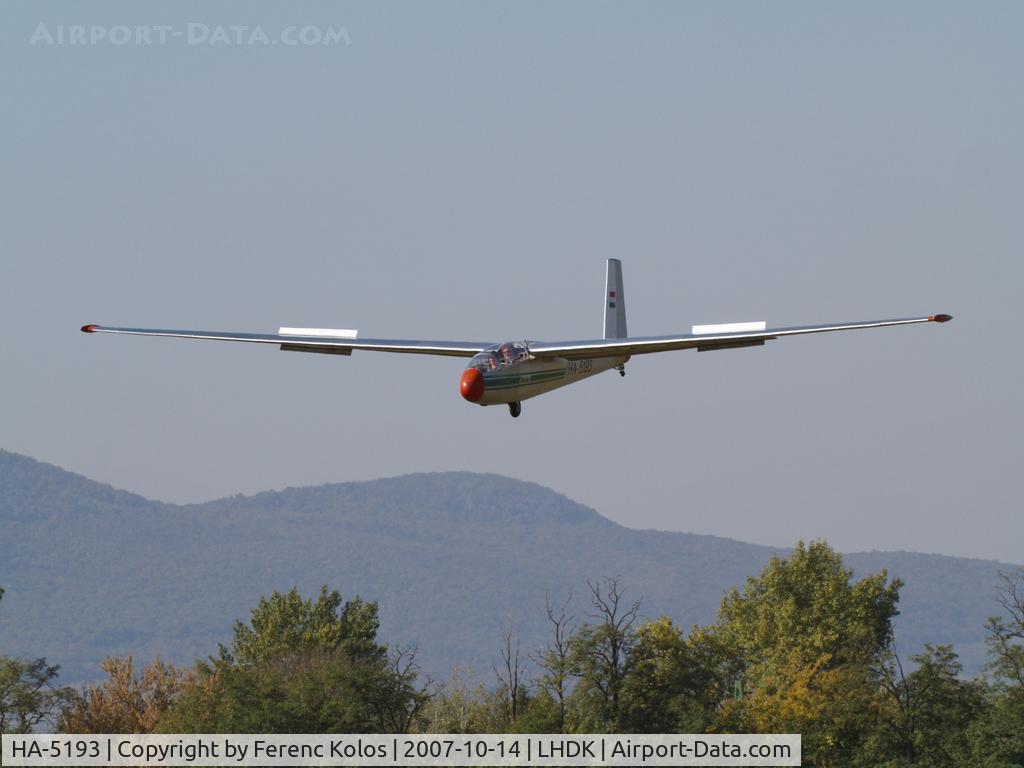 HA-5193, 1977 Let L-13 Blanik C/N 026804, Dunakeszi