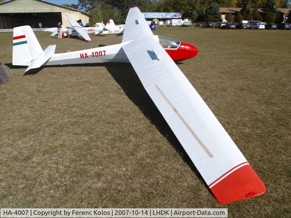 HA-4007, Schleicher K-8B C/N 8569, Dunakeszi