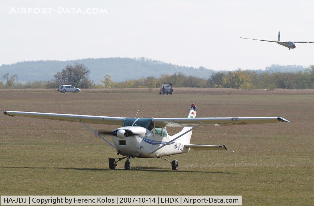 HA-JDJ, 1962 Cessna 182E Skylane Skylane C/N 18254279, Dunakeszi