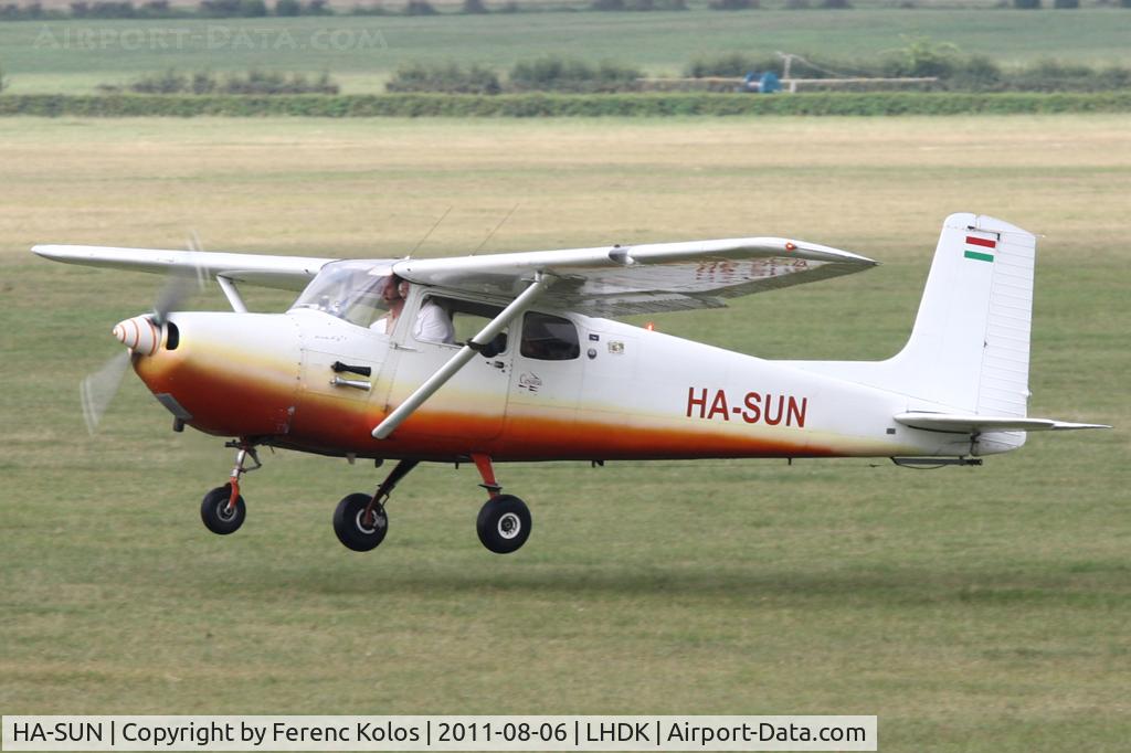 HA-SUN, 1958 Cessna 172 C/N 36536, Dunakeszi