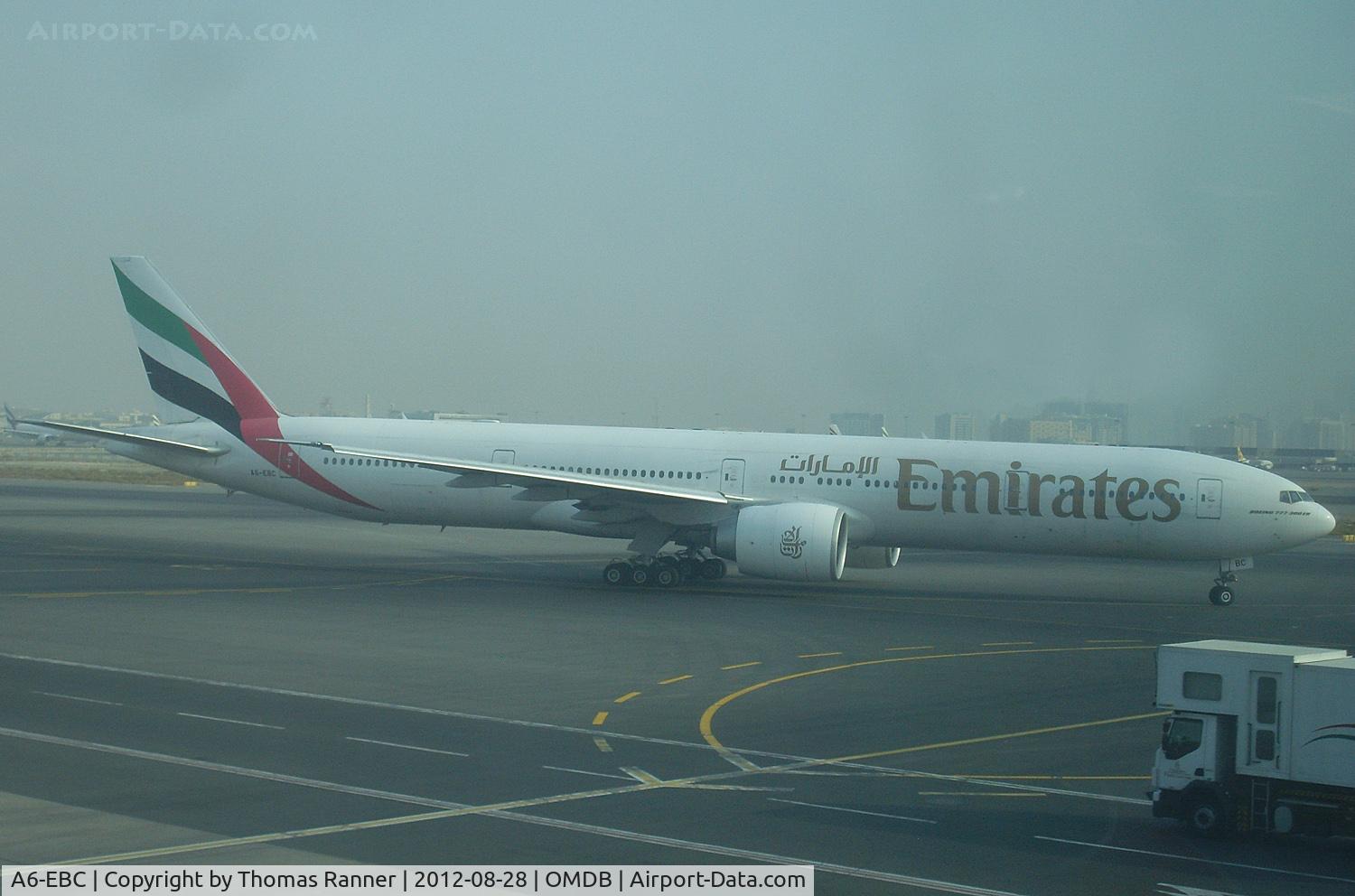 A6-EBC, 2005 Boeing 777-36N/ER C/N 32790, Emirates Boeing 777