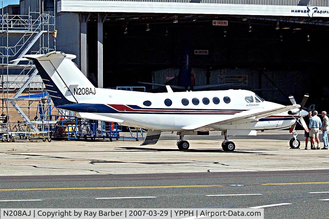 N208AJ, 1994 Beech B200 King Air C/N BB-1490, Beech B200 Super King Air [BB-1490] Perth~VH 29/03/2007