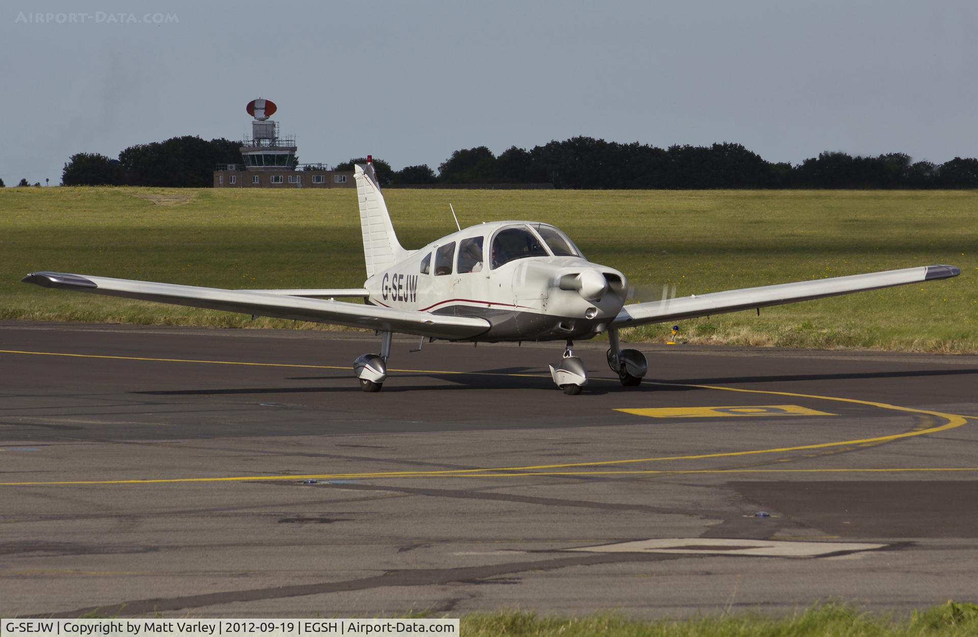 G-SEJW, 1978 Piper PA-28-161 Cherokee Warrior II C/N 28-7816469, Departing EGSH.