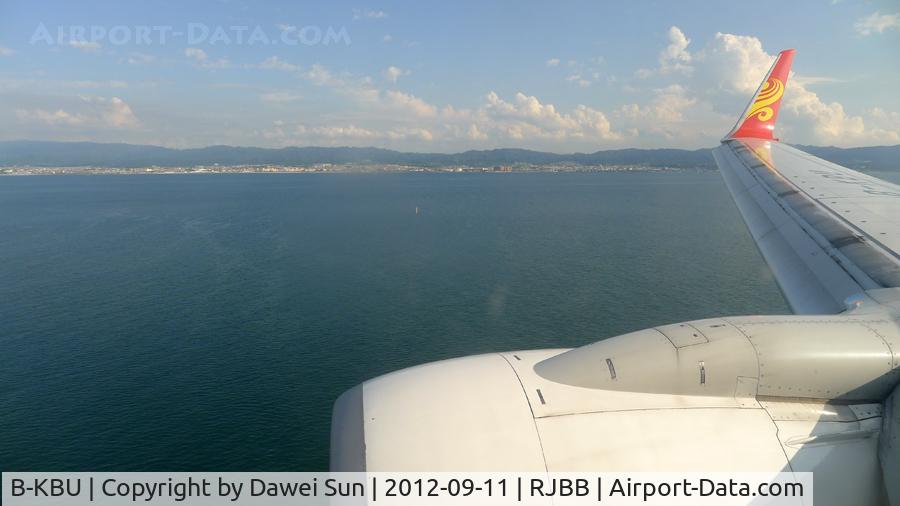 B-KBU, 2010 Boeing 737-84P C/N 37953, landing at KIX