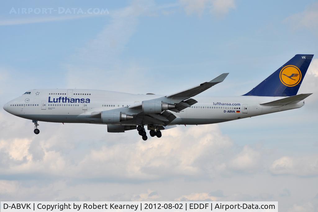D-ABVK, 1991 Boeing 747-430 C/N 25046, On short finals for r/w 25L