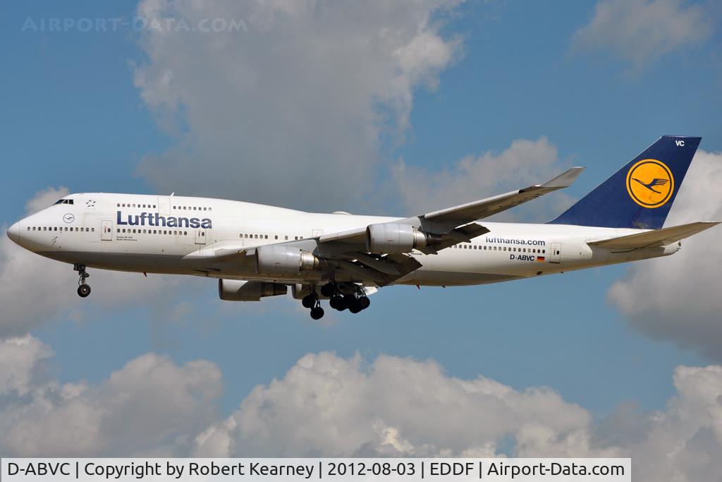 D-ABVC, 1989 Boeing 747-430 C/N 24288, On short finals for r/w 25L