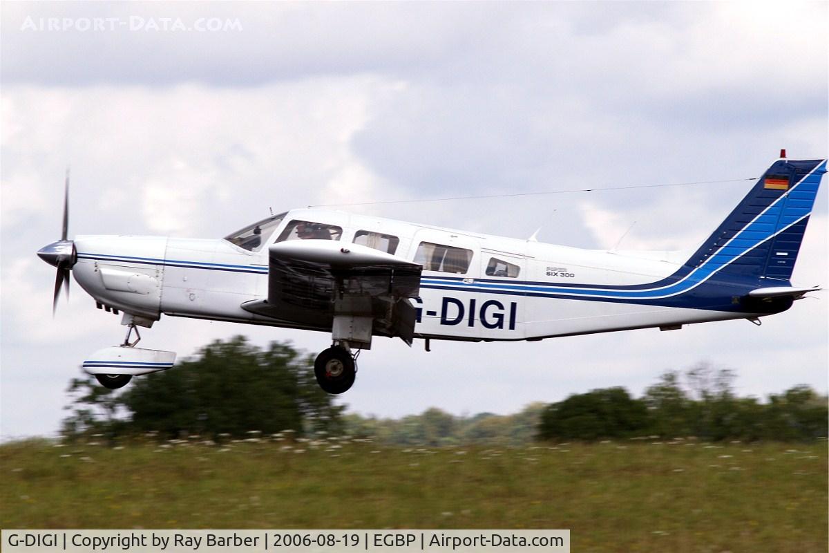 G-DIGI, 1979 Piper PA-32-300 Cherokee Six Cherokee Six C/N 32-7940224, Piper PA-32-300 Six [32-7940224] Kemble~G 19/08/2006
