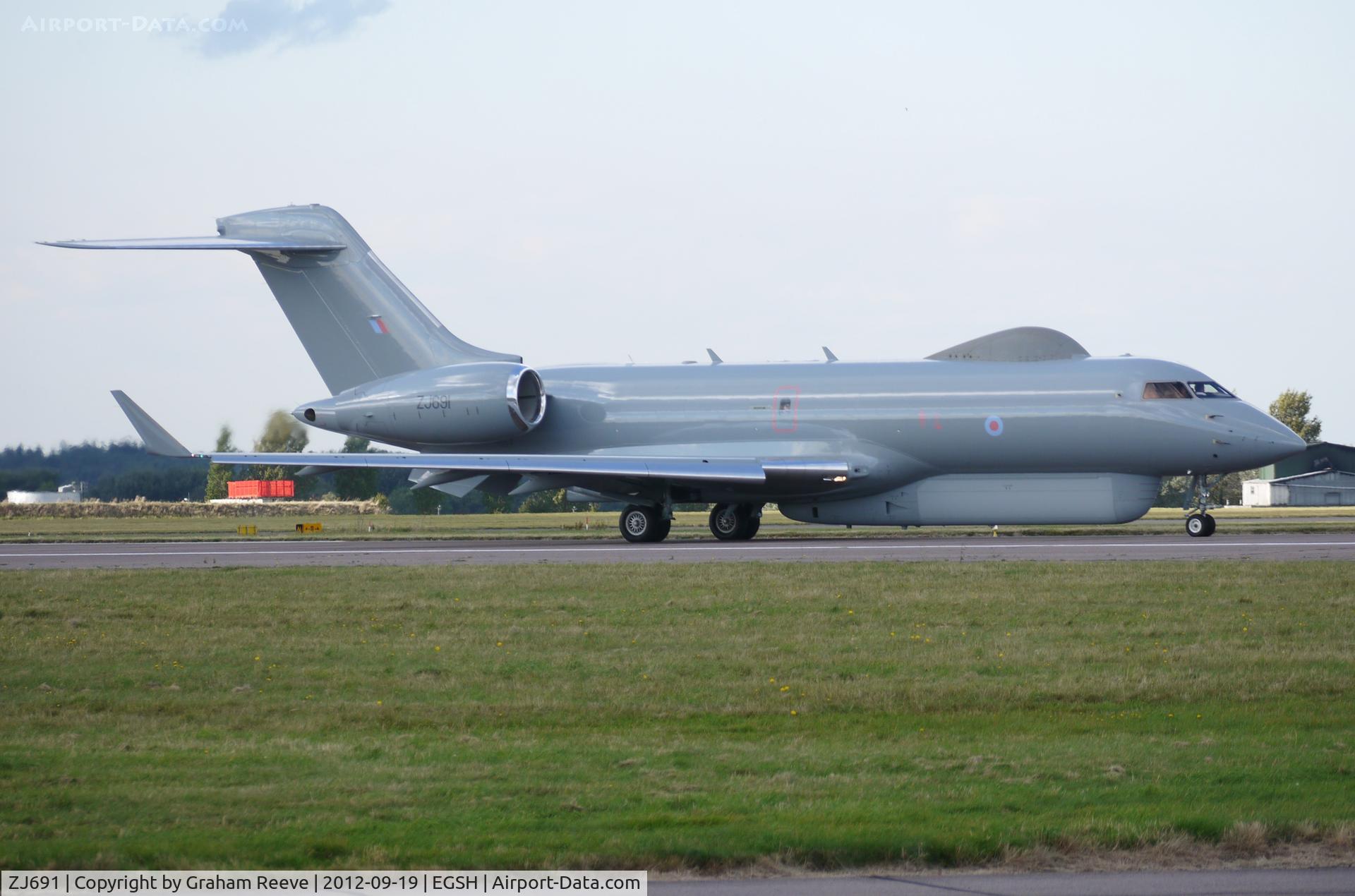 ZJ691, 2002 Bombardier BD-700-1A10 Sentinel R1 C/N 9123, About to depart.