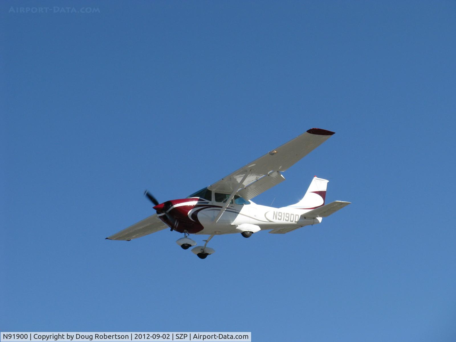 N91900, 1969 Cessna 182M Skylane C/N 18259942, 1969 Cessna 182M SKYLANE, Continental O-470-S 230 Hp, on final Rwy 22