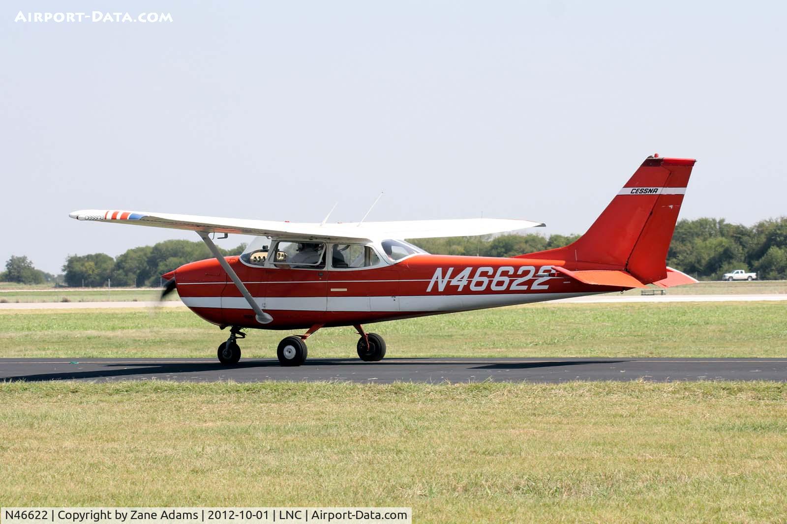 N46622, 1968 Cessna 172K Skyhawk C/N 17257389, Departing Lancaster Airport during Warbirds on Parade 2012
