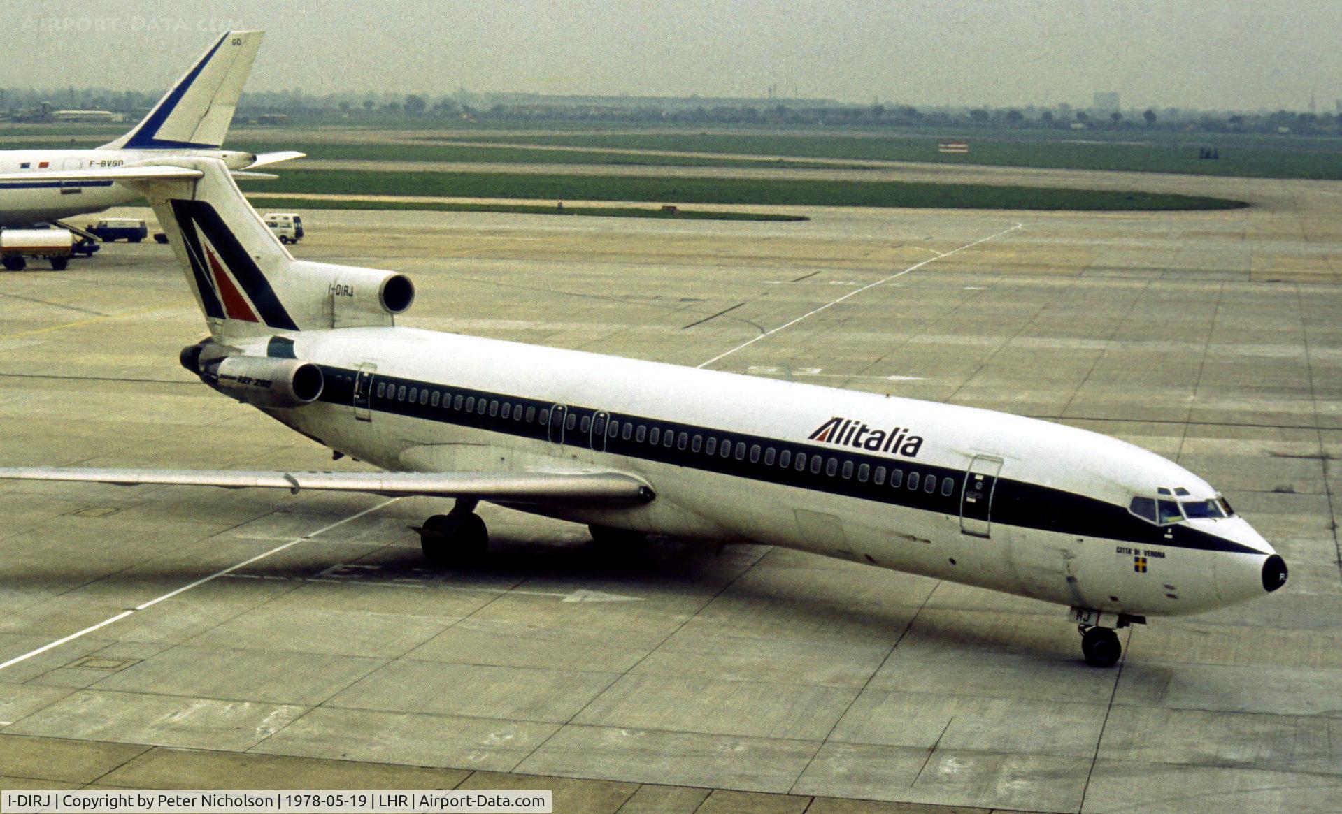 I-DIRJ, 1976 Boeing 727-243 C/N 21270, Alitalia Boeing 727-243 arriving at the terminal at Heathrow in May 1978.