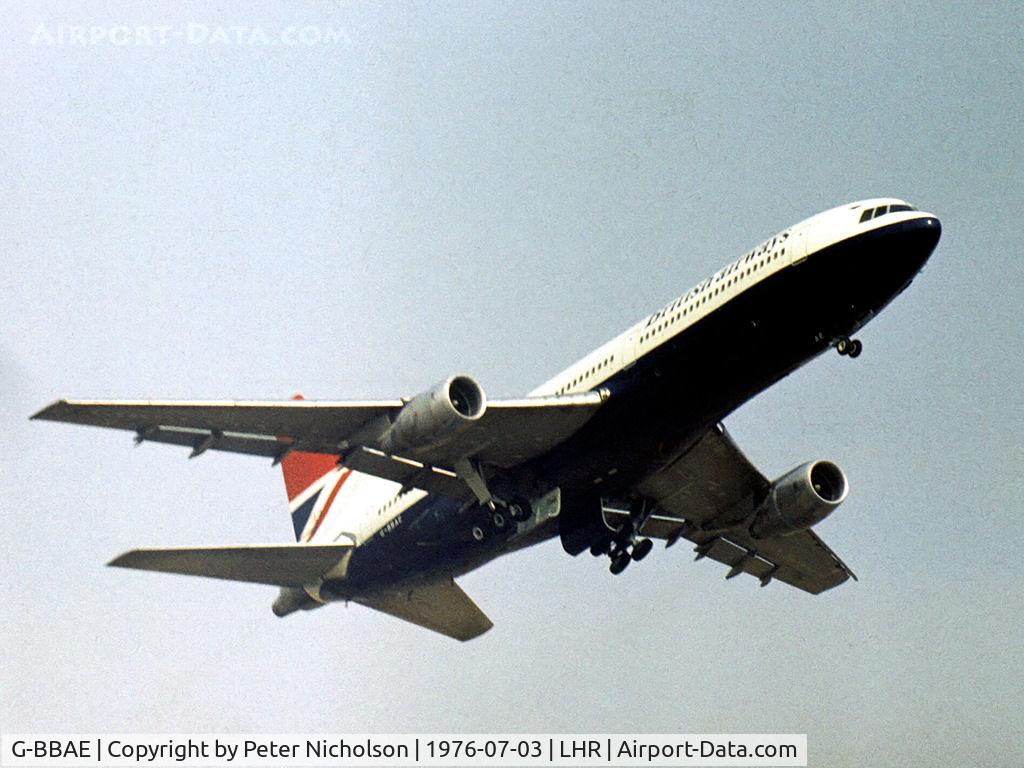 G-BBAE, 1974 Lockheed L-1011-385-1 TriStar 1 C/N 193E-1083, Lockheed Tristar 385 of British Airways climbing out of Heathrow in the Summer of 1976.