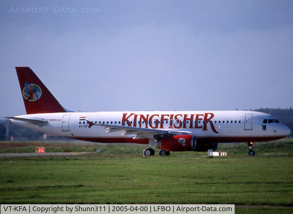 VT-KFA, 2005 Airbus A320-232 C/N 2413, Delivery day...