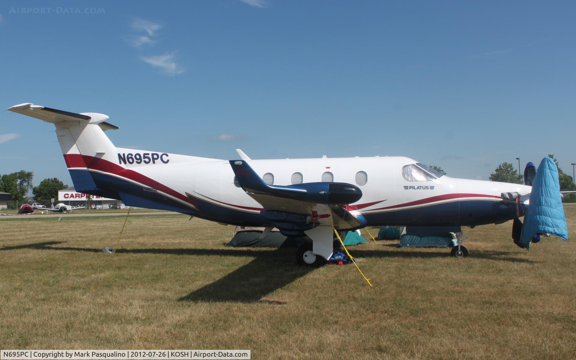 N695PC, 1999 Pilatus PC-12/45 C/N 305, Pilatus PC-12/45
